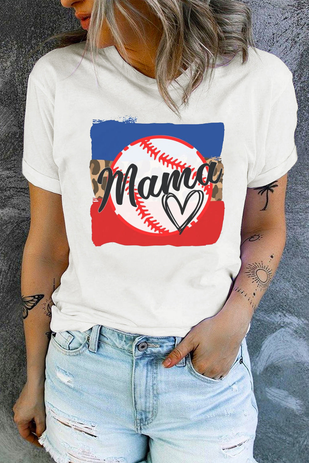 MAMA Heart Graphic Round Neck T-Shirt